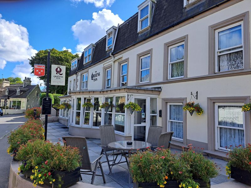 Quens Hotel, St Martin (Photo: Ralph Warrington - 12/09/2024). (Pub, External, Key). Published on 26-09-2024