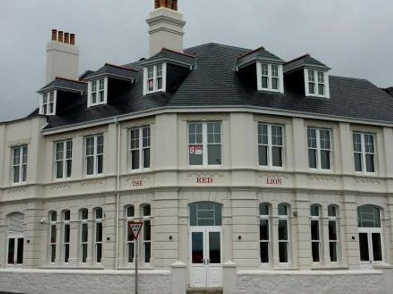 The Red Lion in 2016 - photo: Steve Hartman. (Pub, External). Published on 09-02-2016