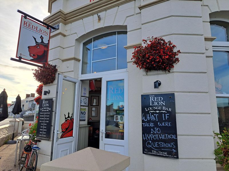 The Red Lion, St Peter Port (Photo: Ralph Warrington - 05/09/202. (Pub, External, Key). Published on 25-09-2024