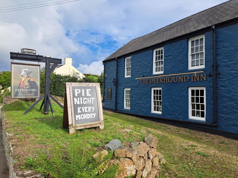 The Deerhound, Forest (Photo: Ralph Warrington - 07/09/2024). (Pub, External, Key). Published on 25-09-2024