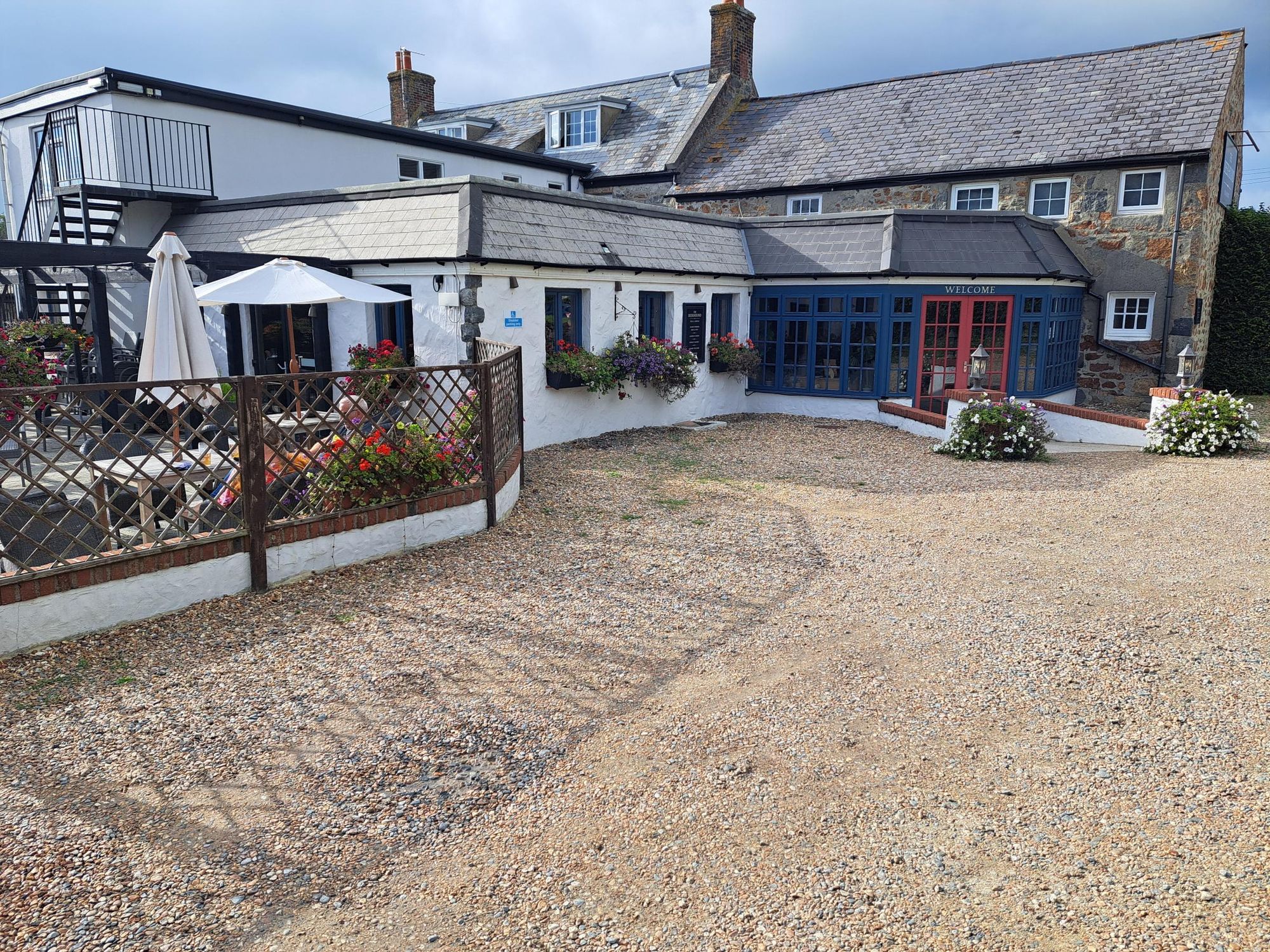 The Deerhound, Forest (Photo: Ralph Warrington - 07/09/2024). (Pub, External). Published on 25-09-2024
