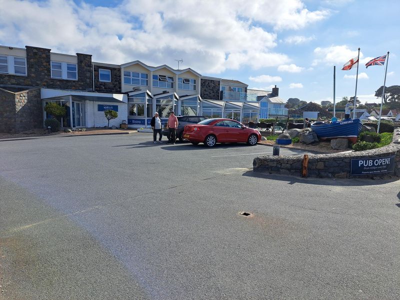 Driftwood Inn, St Saviour (Photo: Ralph Warrington - 04/09/2024). (Pub, External). Published on 19-09-2024