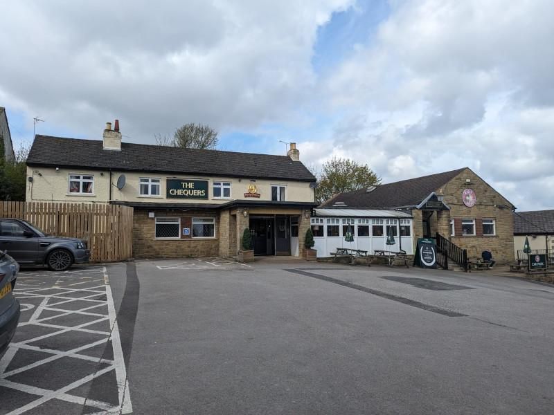 Exterior of The Chequers (April 2024). (Pub, External, Key). Published on 14-04-2024 