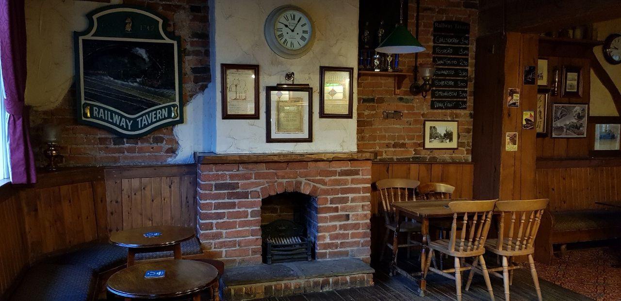Railway Tavern. (Pub, External). Published on 01-01-1970