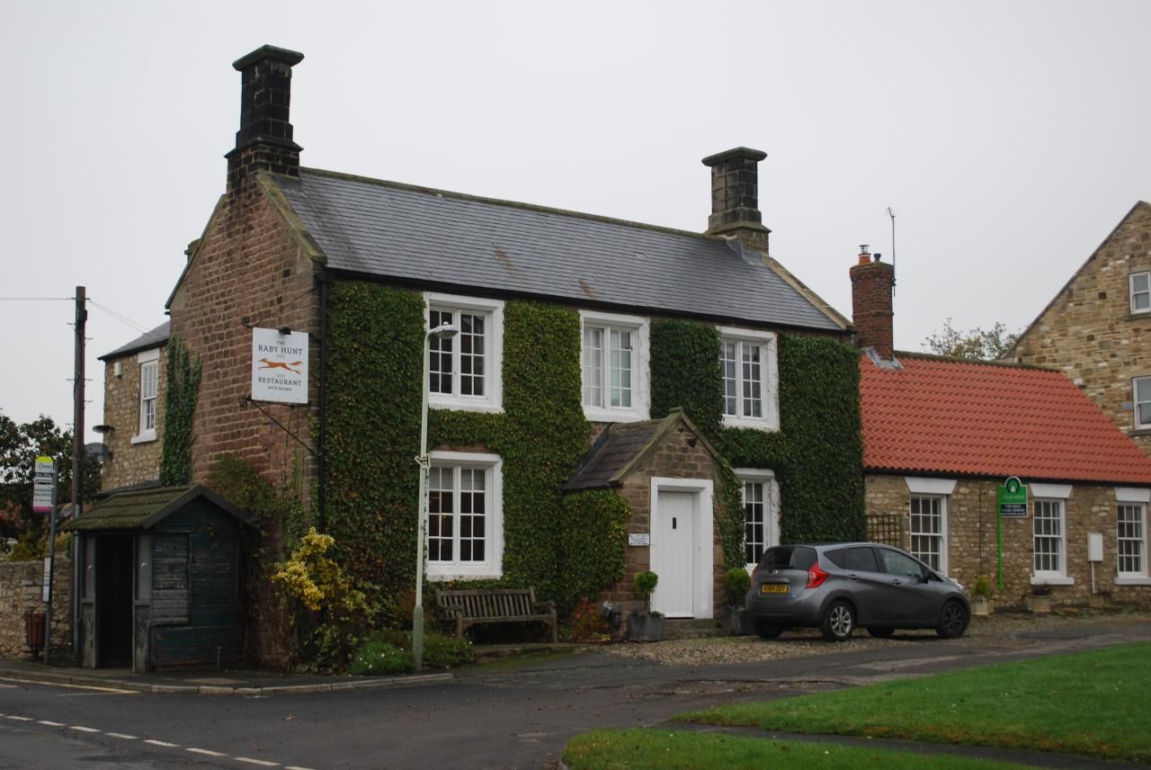 (Pub, External, Restaurant, Key). Published on 01-01-1970