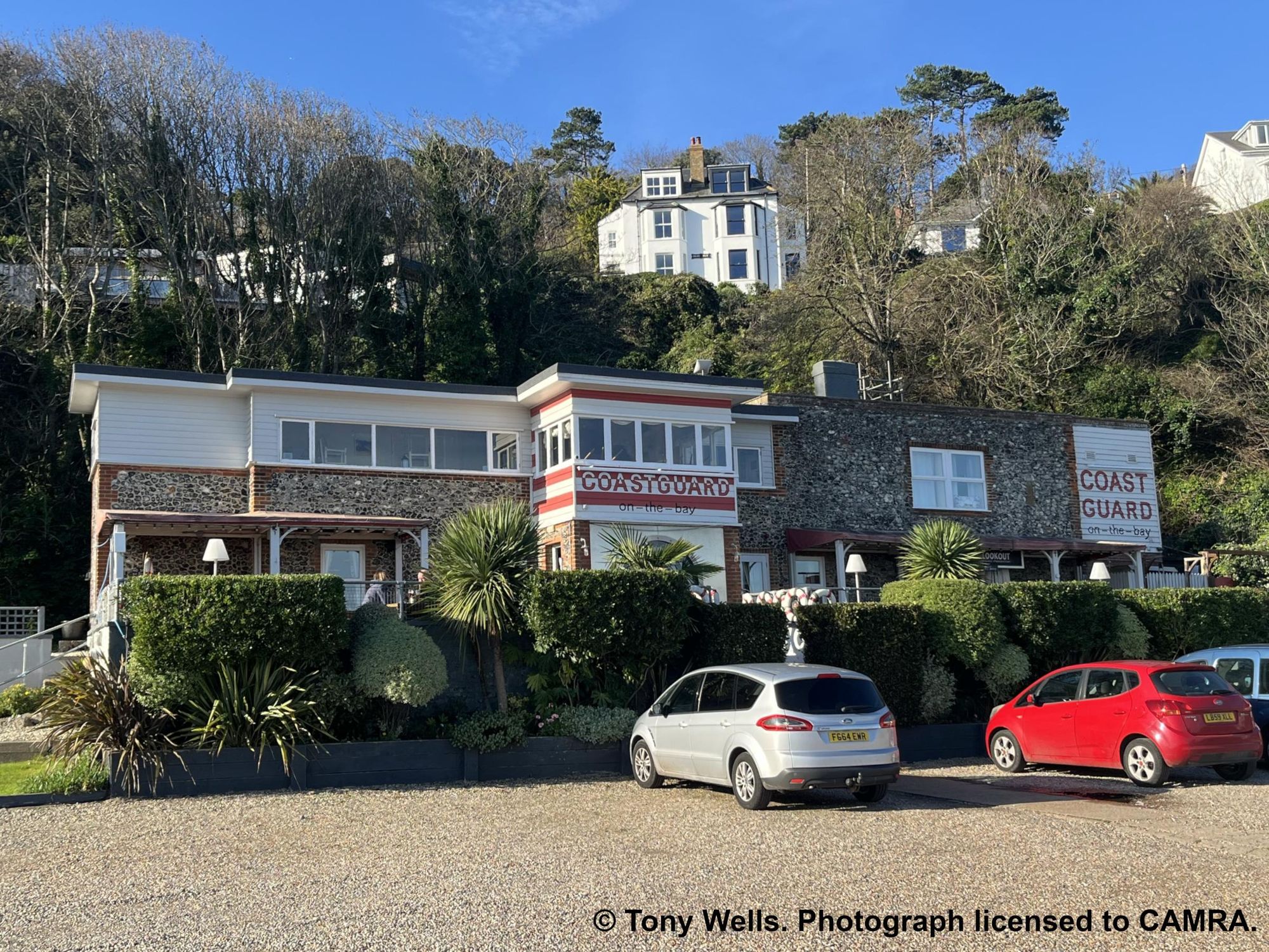 Coastguard, St. Margarets Bay - External © Tony Wells. (Pub, External, Key). Published on 12-11-2025