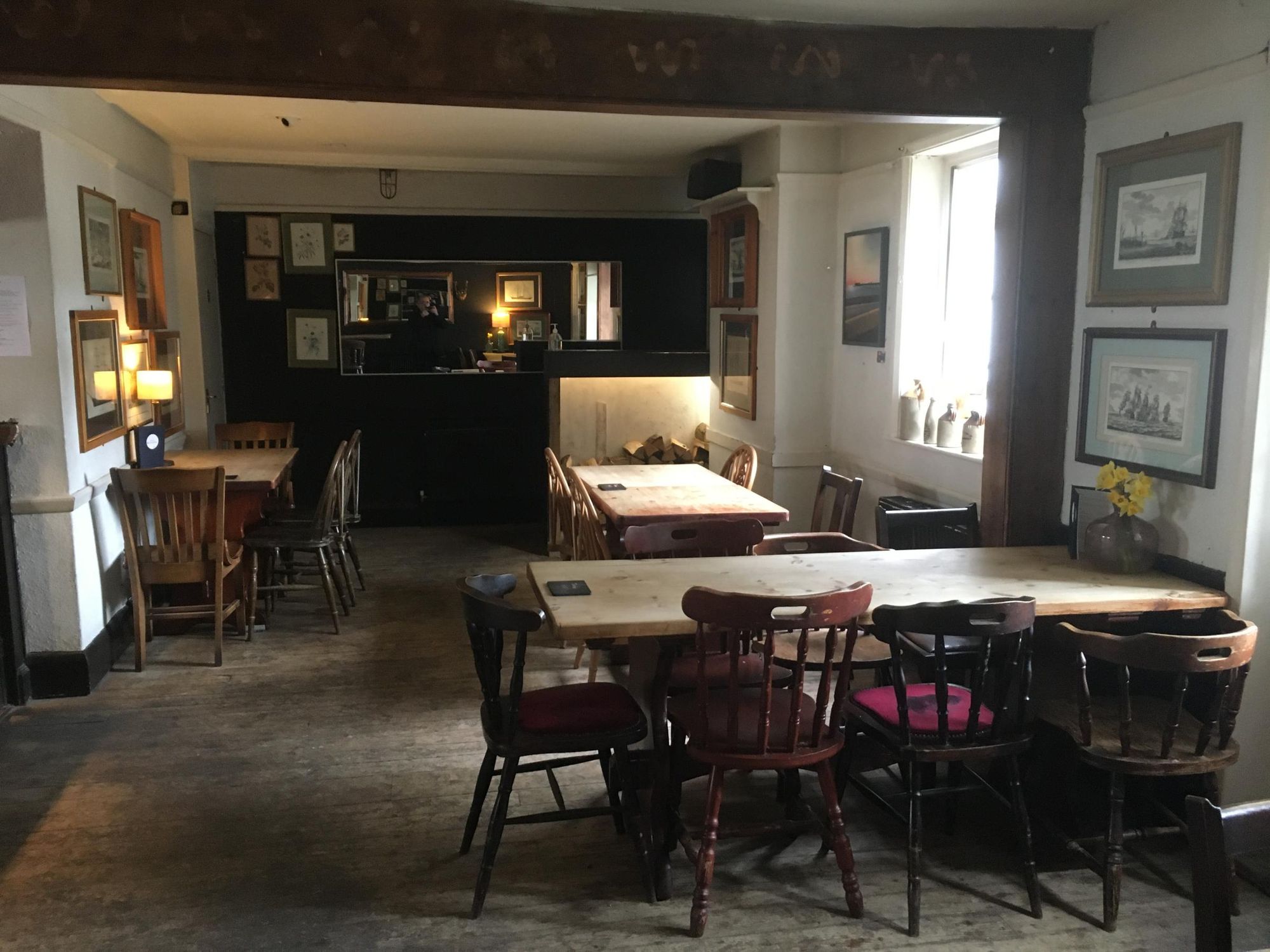 Deal Hoy, Deal - Bar #2 © Tony Wells. (Pub, Bar). Published on 30-03-2023