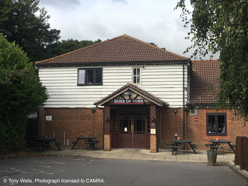 Duke of York, Guston - External #2 © Tony Wells. (Pub, External). Published on 25-08-2024