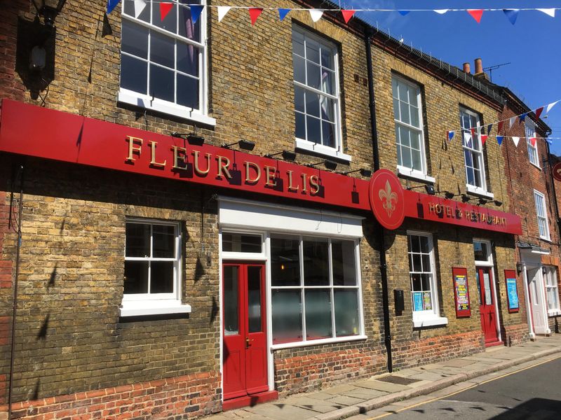 Fleur de Lis, Sandwich - External #1 © Tony Wells. (Pub, External, Key). Published on 12-06-2019