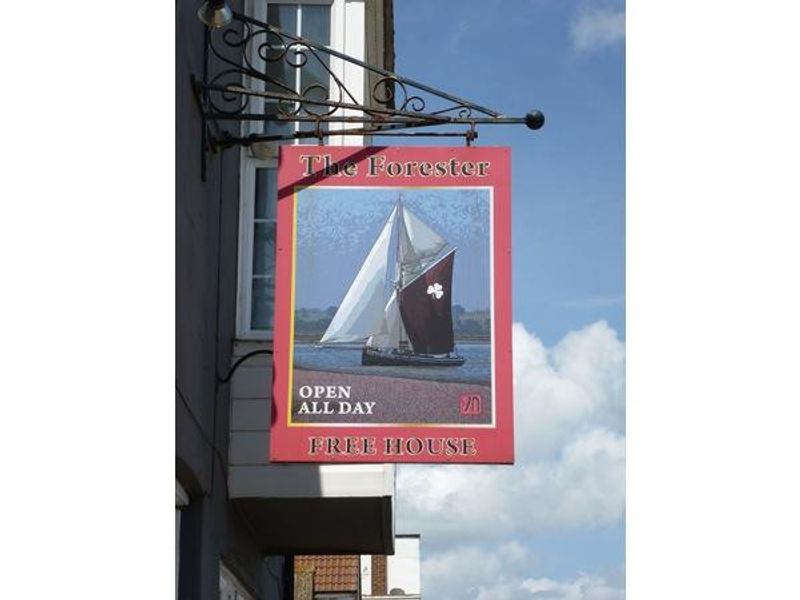 Forester, Deal - Sign © Tony Wells. (Pub, Sign). Published on 24-03-2015 