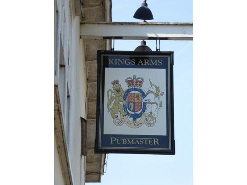 Kings Arms Hotel, Sandwich - Sign © Tony Wells. (Pub, Sign). Published on 29-03-2015