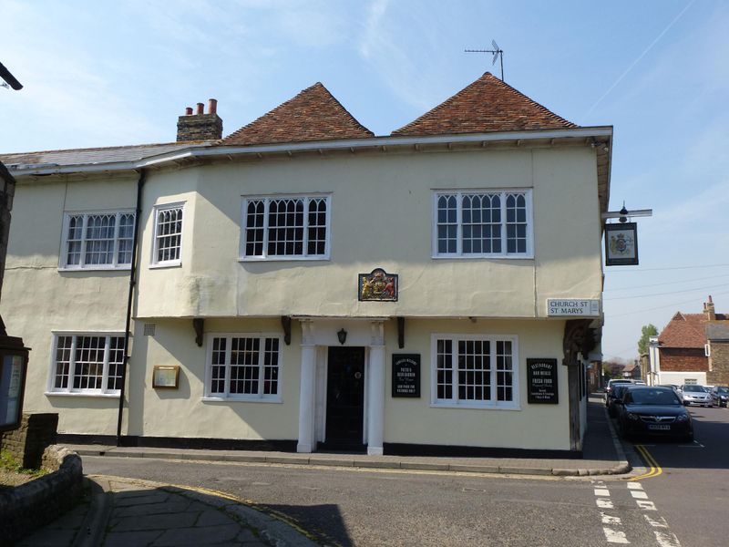 Kings Arms Hotel, Sandwich - External #2 © Tony Wells. (Pub, External). Published on 22-03-2023 