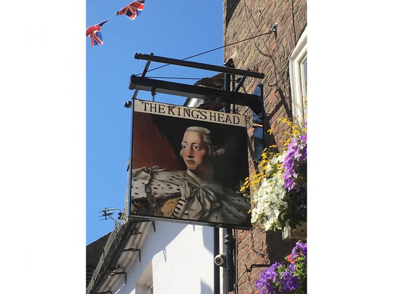 King's Head, Deal - Sign © Tony Wells.. (Pub, Sign). Published on 23-06-2019