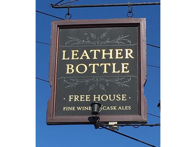 Leather Bottle, Great Mongeham - Sign © Tony Wells. (Pub, Sign). Published on 23-03-2022 