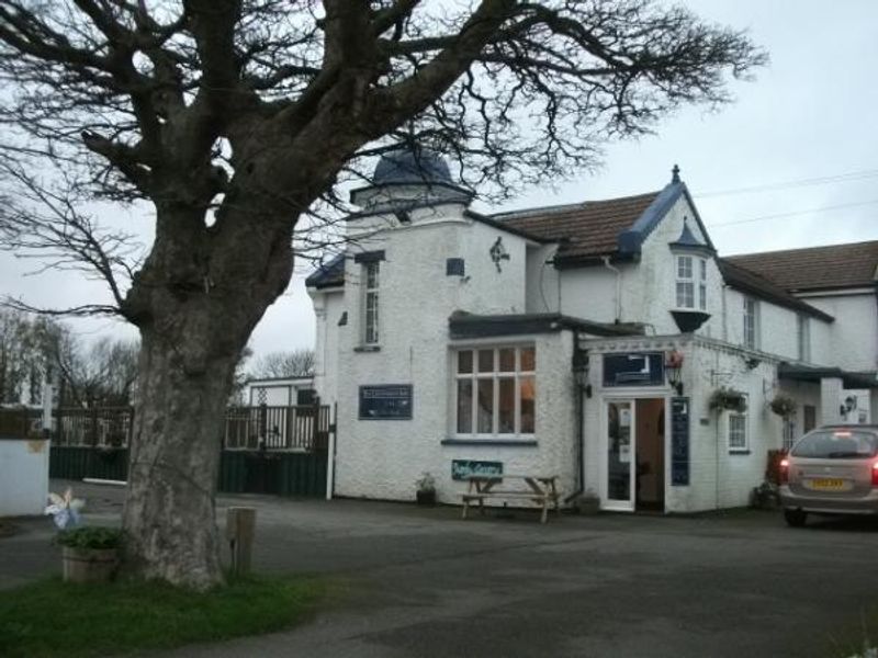 Lighthouse, Capel-le-Ferne - Outside. (Pub, External, Key). Published on 16-11-2015