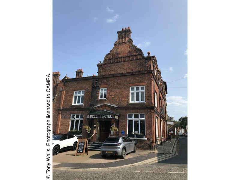 Bell Hotel, Sandwich - External #1 © Tony Wells. (Pub, External, Key). Published on 19-08-2024