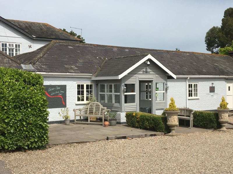 Blazing Donkey, Ham - External #1 © Tony Wells. (Pub, External, Key). Published on 16-07-2022