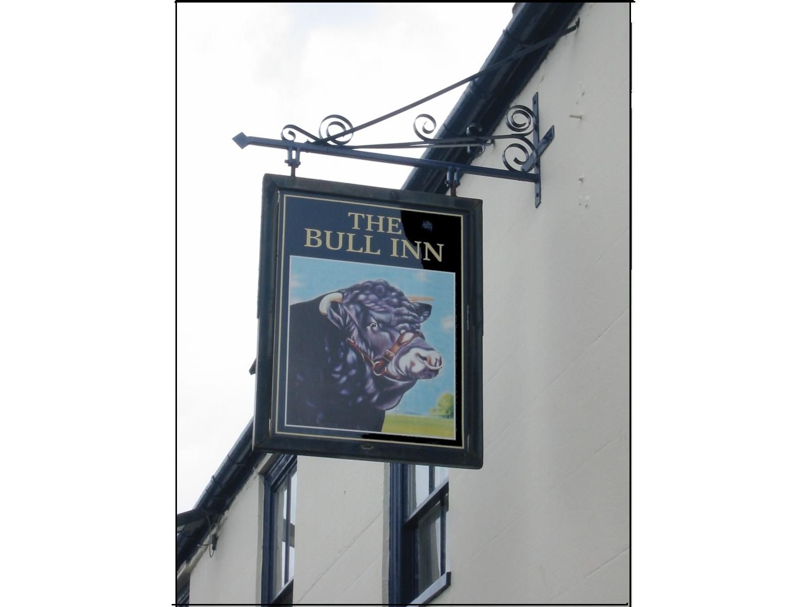 Bull Inn, Eastry - Sign © Tony Wells. (Pub, Sign). Published on 03-09-2022