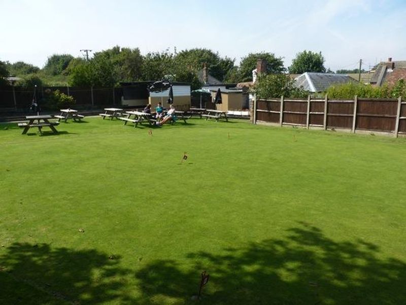 Chance Inn, Guston - Garden © Unknown. (Pub, Garden). Published on 29-03-2015 