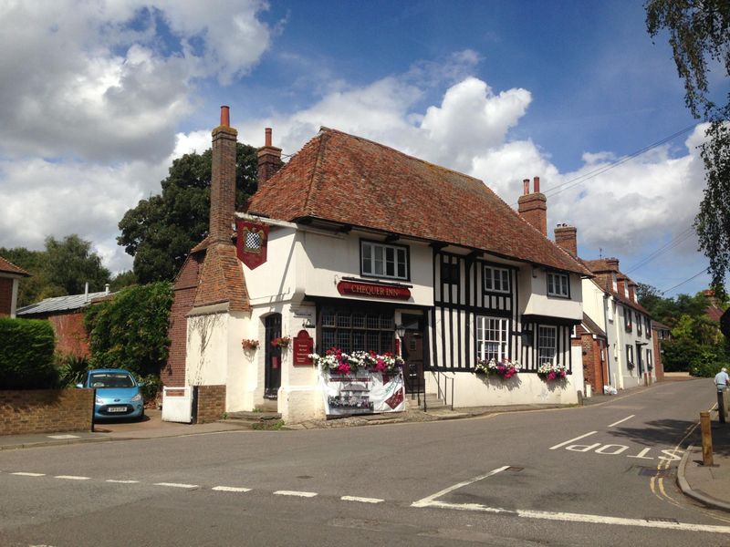 Chequer Inn, Ash - External © Tony Wells. (Pub, External, Key). Published on 10-06-2019