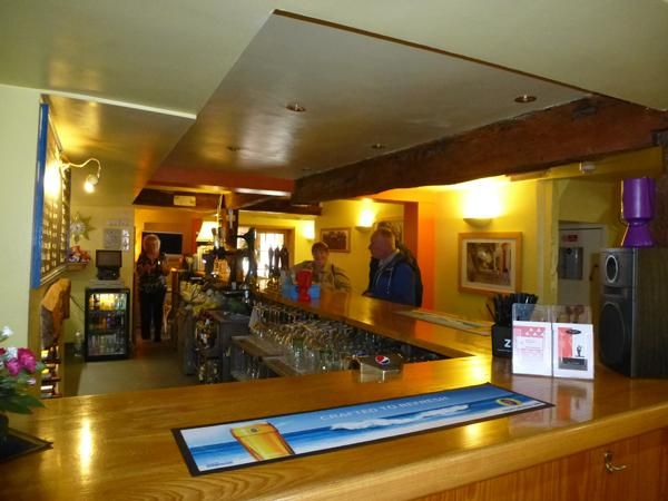 Rising Sun, Stourmouth - Bar © Tony Wells. (Pub, Bar). Published on 25-03-2015