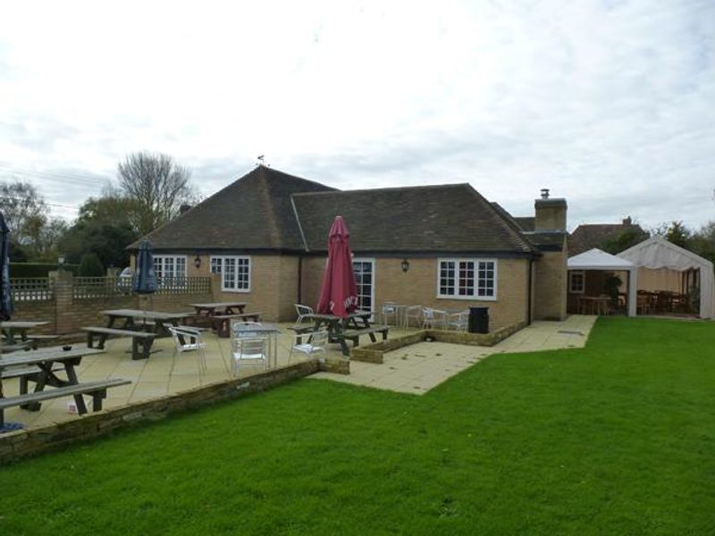 Rising Sun, Stourmouth - Garden © Tony Wells. (Pub, Garden). Published on 25-03-2015 