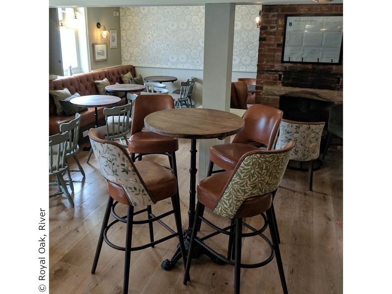 Royal Oak, River - Bar © Royal Oak. (Pub, Bar). Published on 02-09-2021