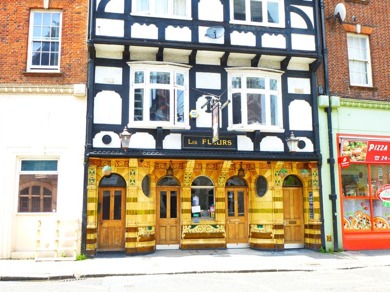 Les Fleurs, Dover - External © Tony Wells. (Pub, External, Key). Published on 06-05-2018