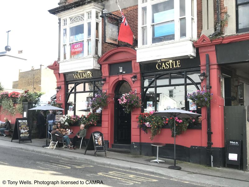 Walmer Castle, Deal - External #2 © Tony Wells. (Pub, External). Published on 26-08-2024 