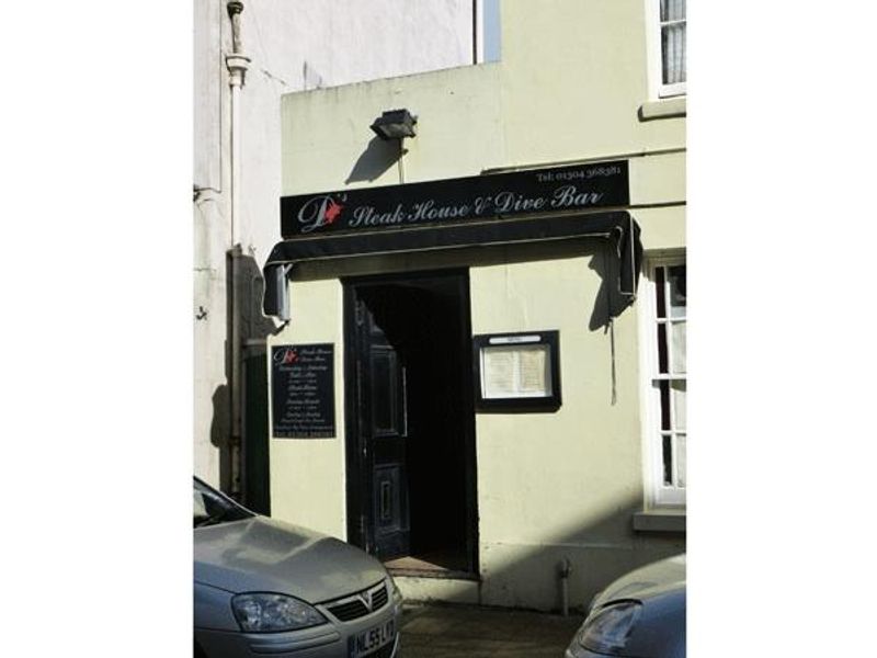 D's Steakhouse & Dive Bar, Deal - External © Tony Wells. (Pub, External, Key). Published on 21-06-2015
