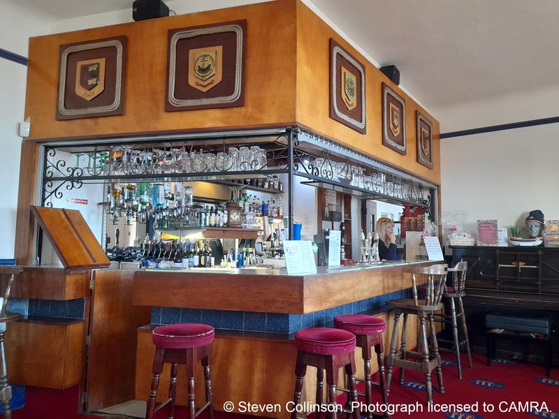 Royal Cinque Ports Yacht Club, Dover - Bar © Steven Collinson. (Pub, Bar). Published on 12-10-2025 