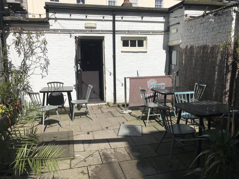 Goodwin, Deal - Patio © Tony Wells.. (Pub, Garden). Published on 08-04-2024