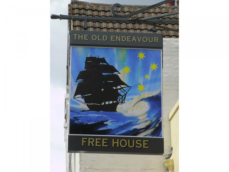 Old Endeavour,Dover - Sign © Tony Wells. (Pub, Sign). Published on 06-01-2022