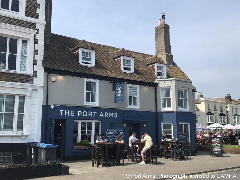 Port Arms, Deal - External #1 © Port Arms.. (Pub, External, Key). Published on 12-05-2024