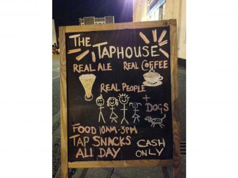 Taphouse Beer Cafe, Deal - Sign © Tony Wells. (Pub, Sign). Published on 24-03-2016 