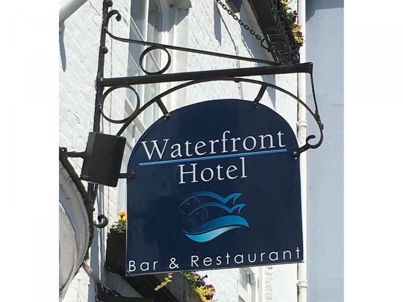 Waterfront Hotel, Deal - Sign © Tony Wells. (Pub, Sign). Published on 25-04-2022 
