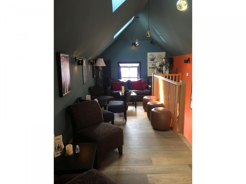 Le tabac, Deal - Lounge © Tony Wells. (Pub, Bar). Published on 08-05-2022 