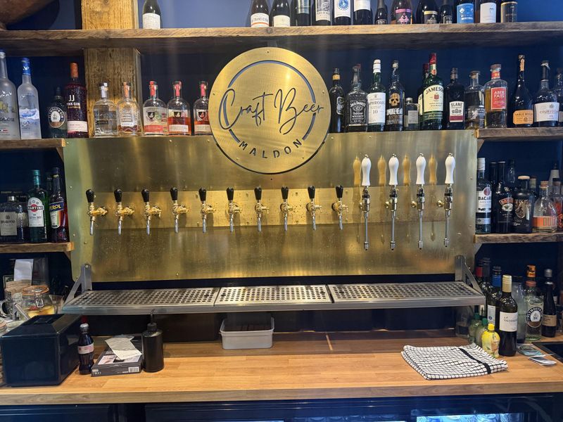 (Pub, Bar). Published on 21-07-2026 
