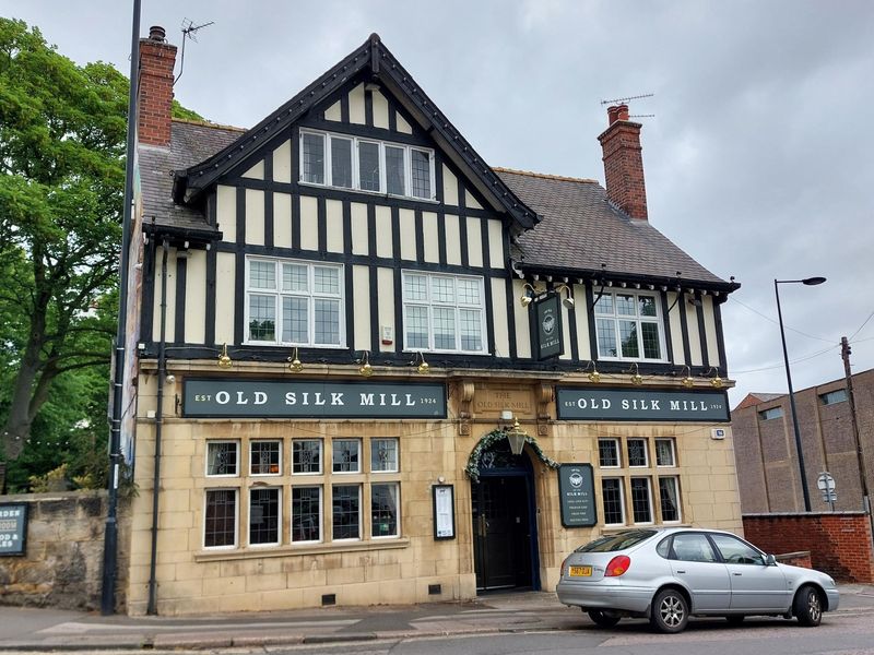 (Pub, External, Key). Published on 06-11-2025