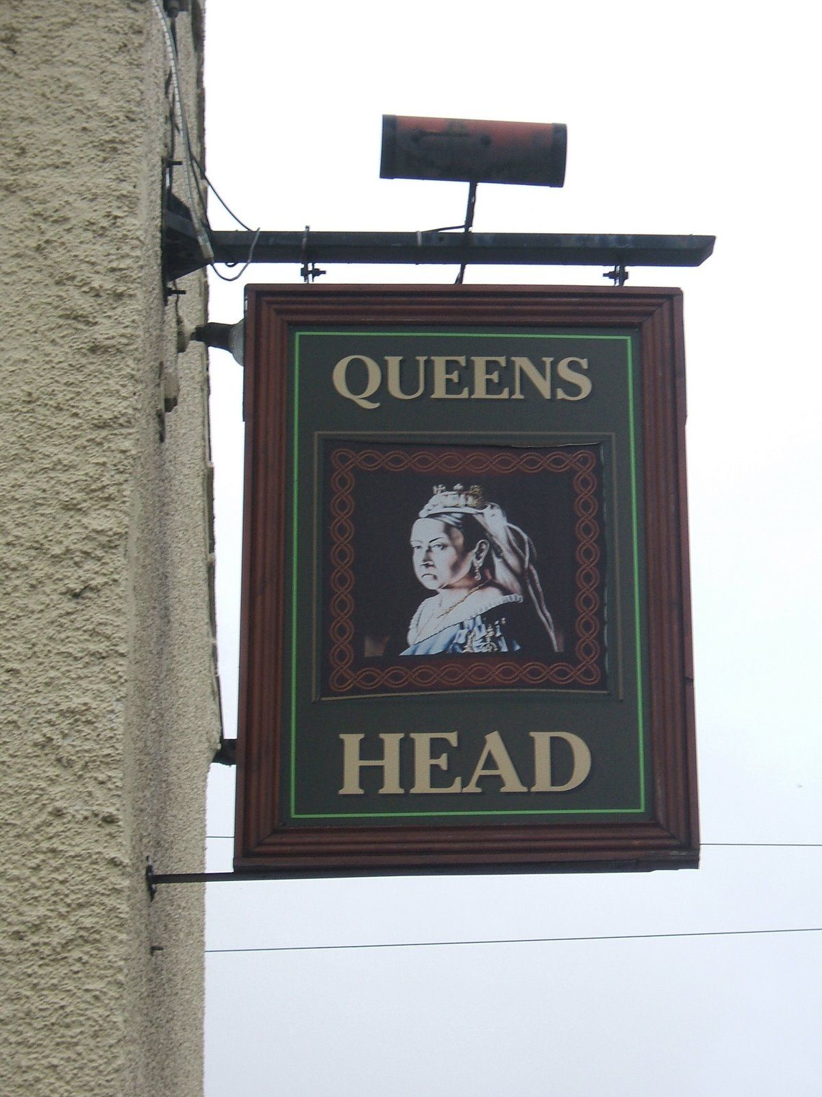 Queen's Head, Ockbrook - sign. (Pub, Sign). Published on 13-08-2014