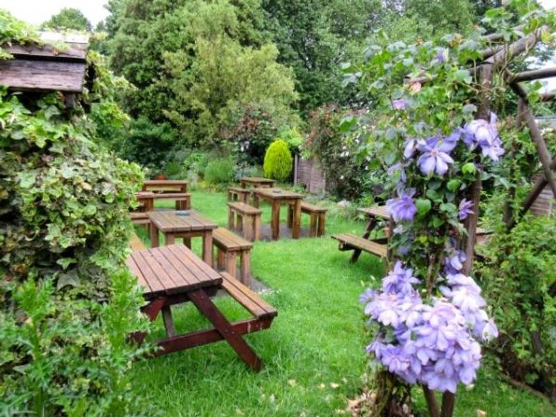 (Garden). Published on 16-06-2016