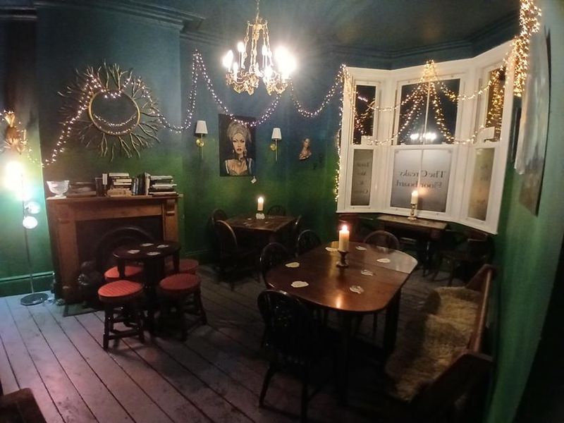 Lounge. Published on 09-02-2026 