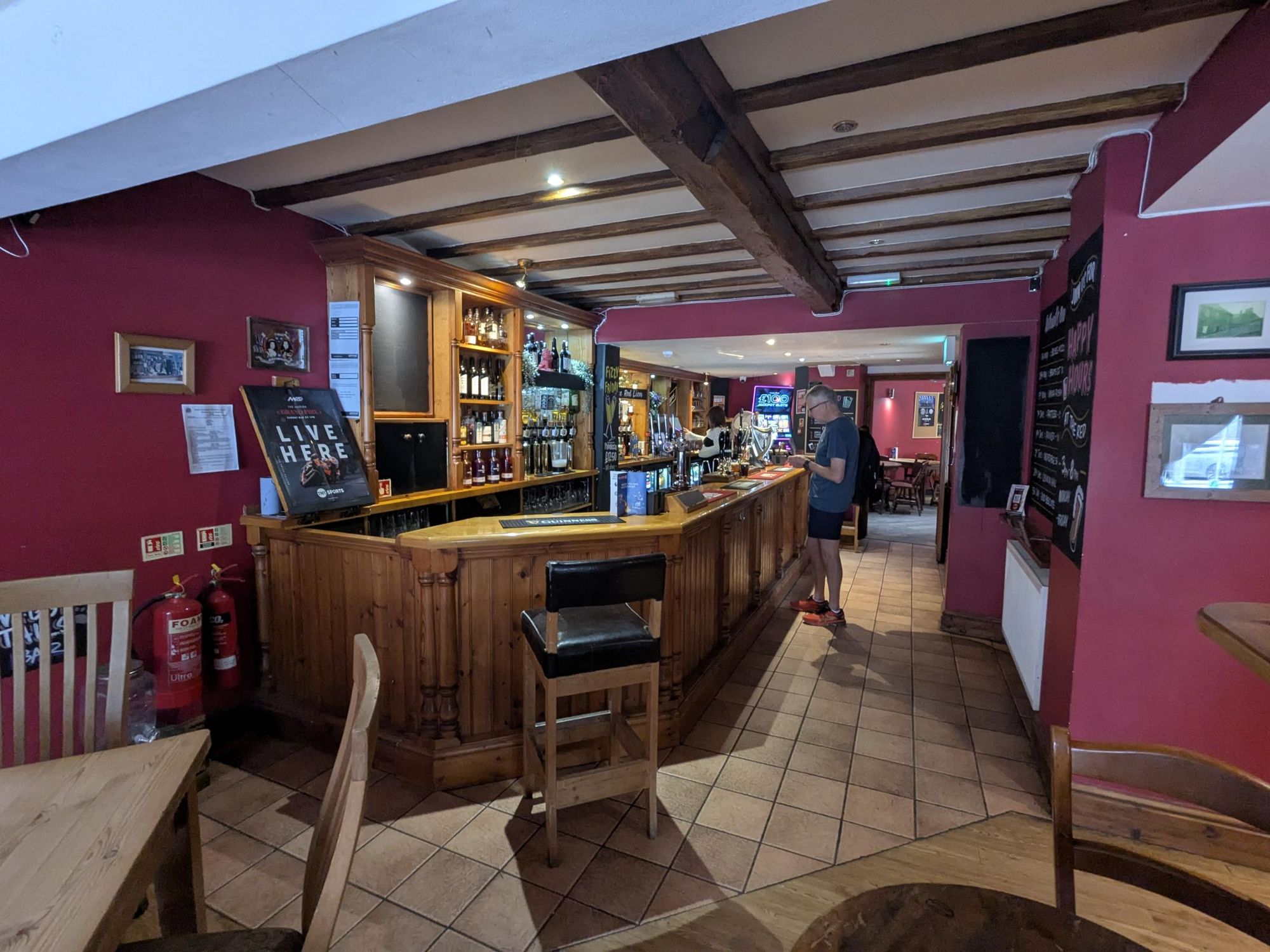 (Pub, Bar). Published on 14-07-2025