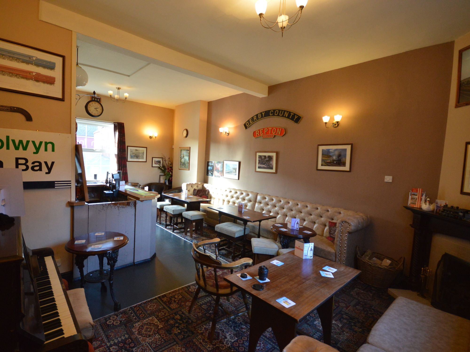 Swan Inn, Milton - Bar. (Pub, Bar). Published on 14-03-2014