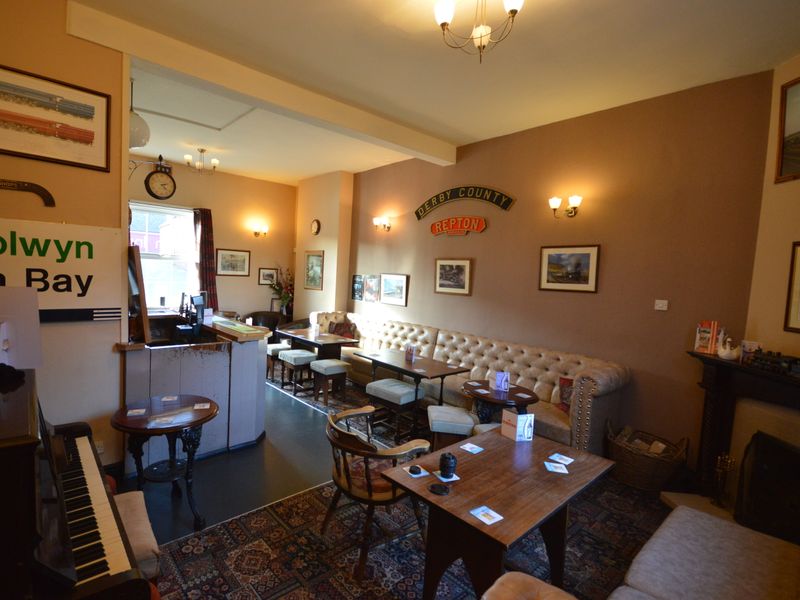 Swan Inn, Milton - Bar. (Pub, Bar). Published on 14-03-2014 