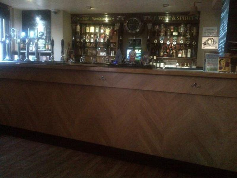 (Bar). Published on 27-05-2016 