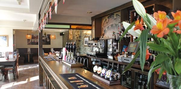 (Pub, Bar). Published on 26-09-2015