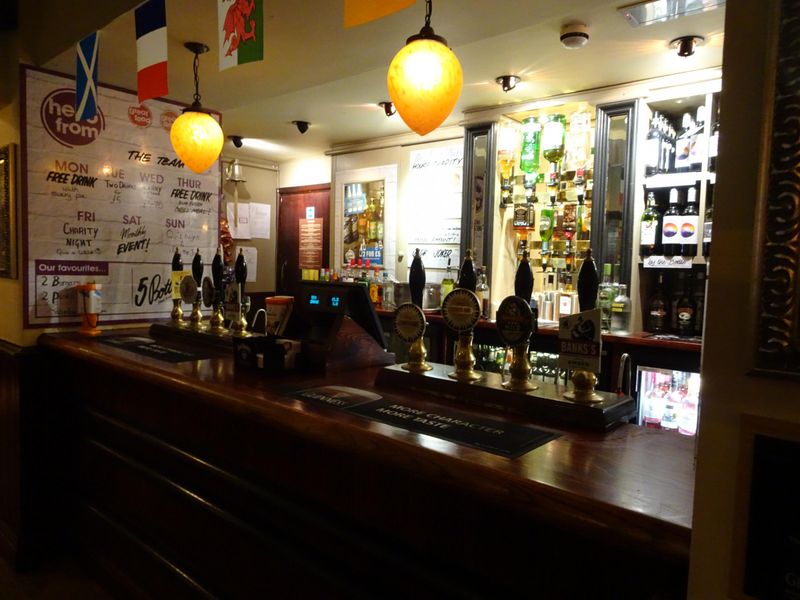 (Pub, Bar). Published on 30-03-2018 
