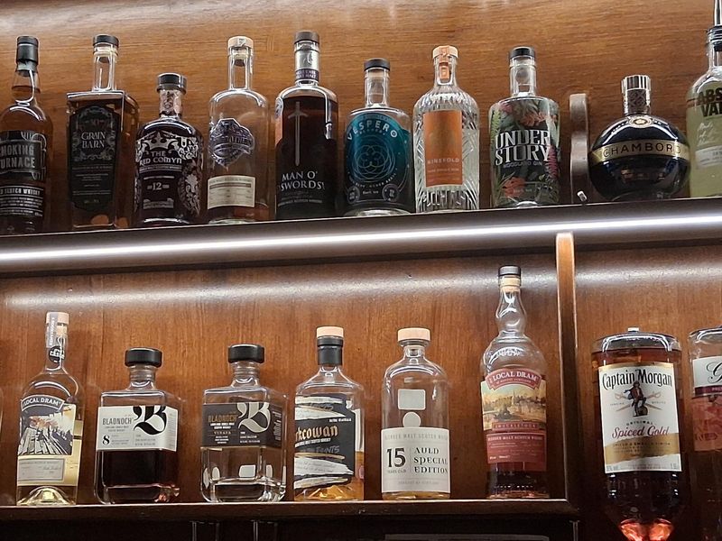 Local whisky. Published on 15-10-2025 