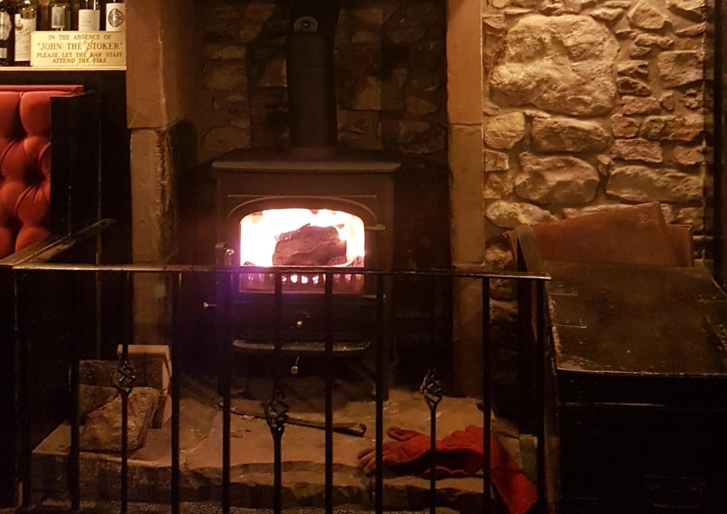 Cosy fire. (Pub). Published on 10-11-2023